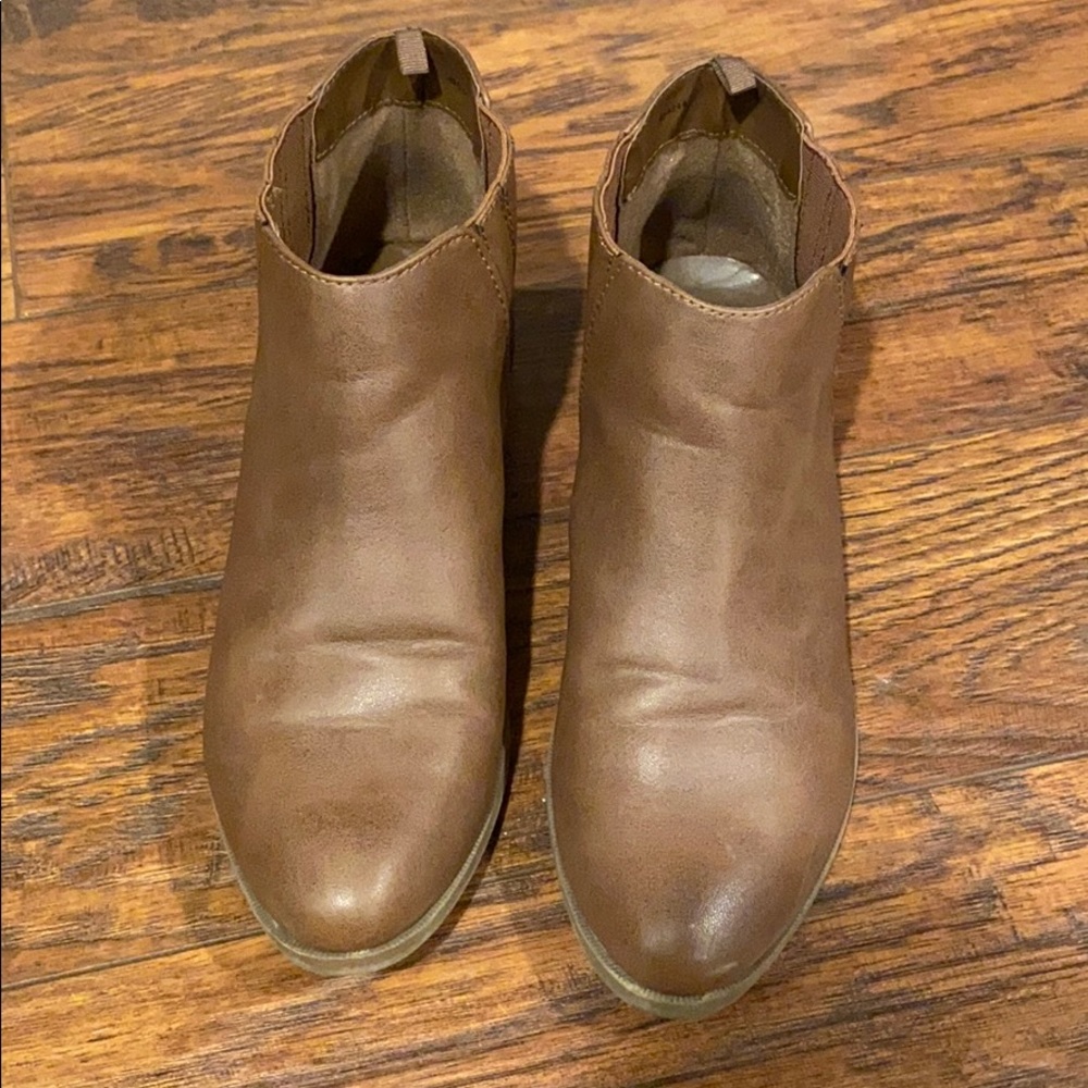 Gap Short Booties